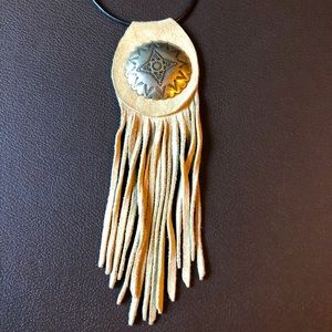 Silver concha and tan suede fringe necklace